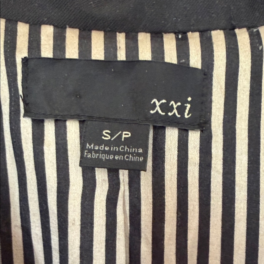 Forever 21 Black Blazer with Striped Lining - Picture 2 of 3